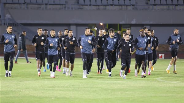 فريق المصرى