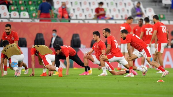 جانب من إحماء لاعبي