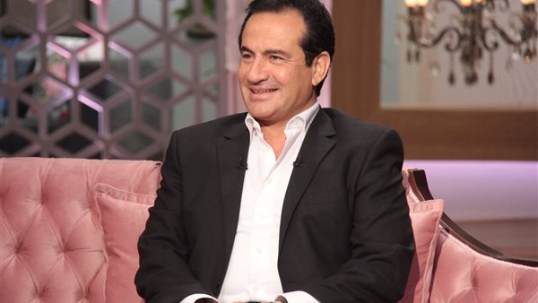 المطرب محمد ثروت