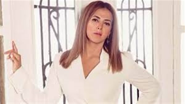 دنيا سمير غانم