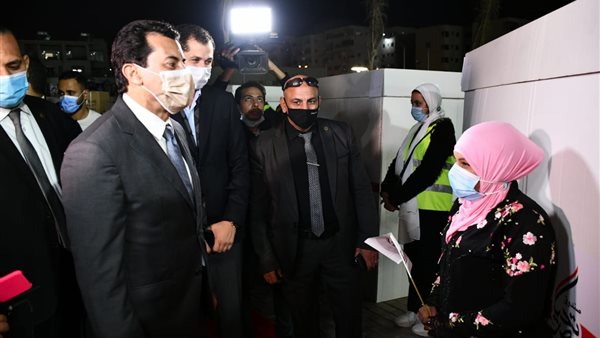 أشرف صبحي وزير الشباب