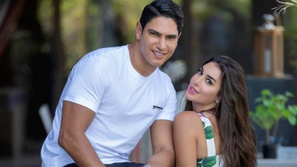 ياسمين صبرى وأبو