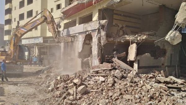 انهيار عقار