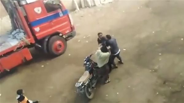 جانب من الفيديو 