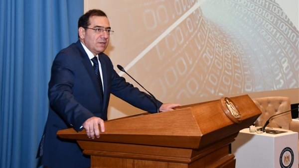 وزير البيترول طارق