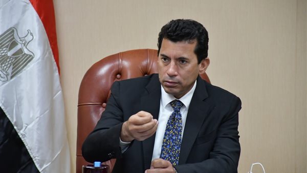 وزير الرياضة 