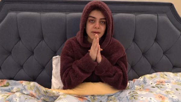 زينب تعلن اصابتها