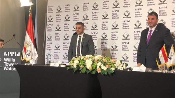 جانب من توقيع البروتوكول