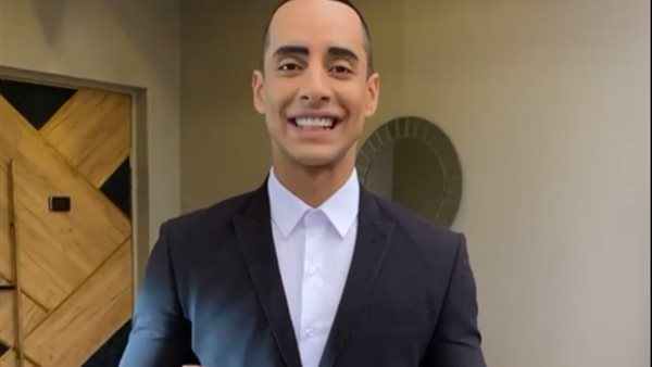 الفنان عمرو وهبة