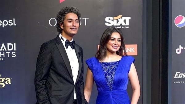 هبة مجدى وزوجها 