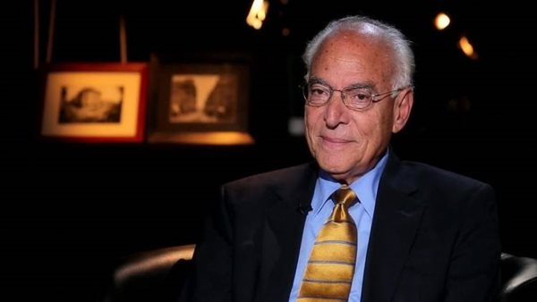 الدكتور فاروق الباز