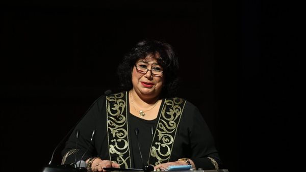  الدكتورة ايناس عبد