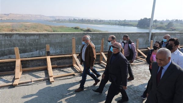 وزير النقل يتابع