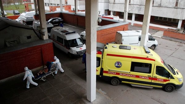 فيروس كورونا يتفشى