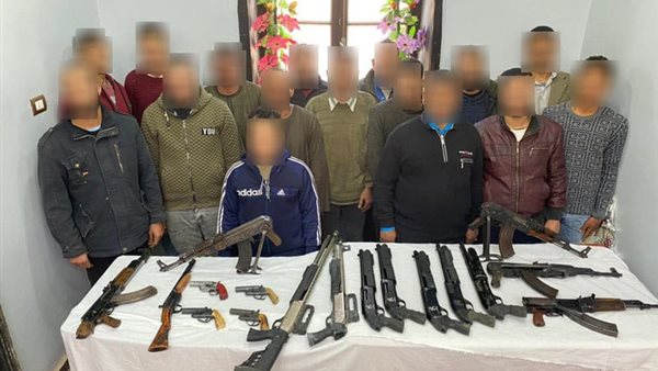 المتهمين وجانب من