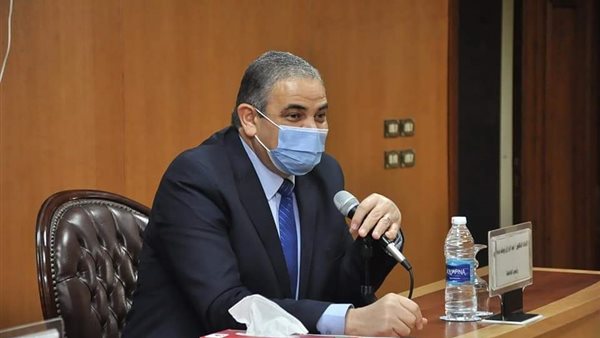 الدكتور عبد الرازق