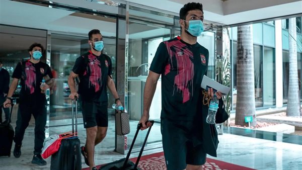 لاعبو الأهلي