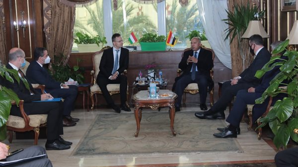 جانب من لقاء الوزير