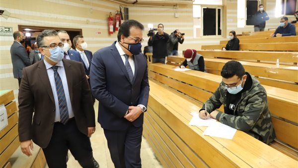 وزير التعليم العالى