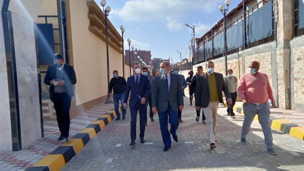 محافظ كفر الشيخ خلال