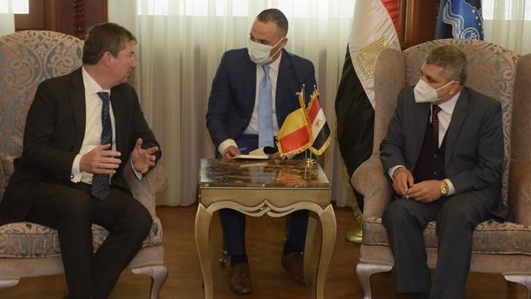 الفريق أسامة ربيع