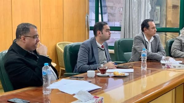 جانب من لقاء النقابات