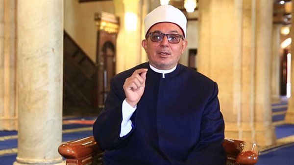 أستاذ الحديث بجامعة