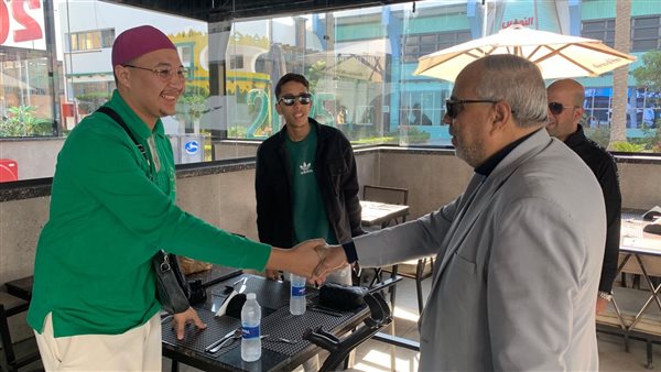 وصول متسابقين من