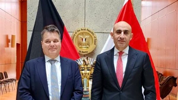 خلال اللقاء