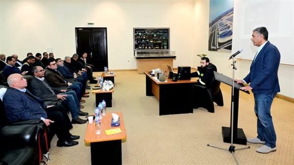 وزير الإسكان