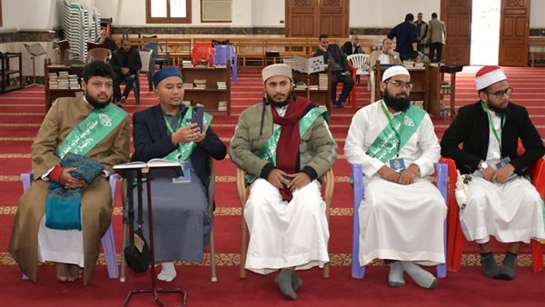 متسابقين من 33 دولة..