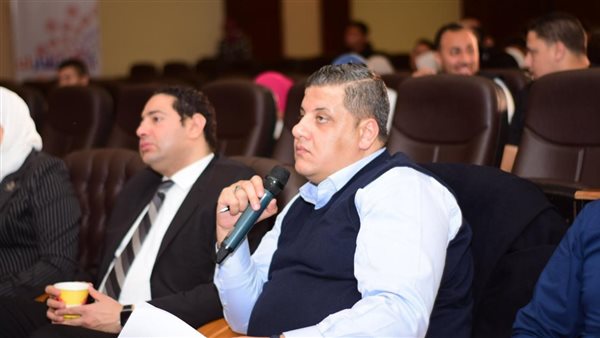 جانب من اللقاء