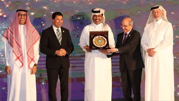 وزير الشباب والرياضة