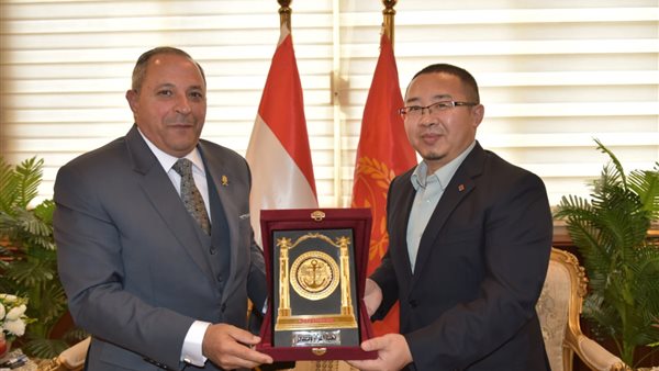 محافظ بورسعيد اللواء