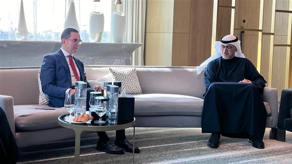 وزير الاستثمار والتجارة