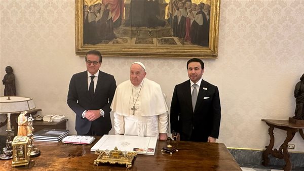 لقاء بابا الفاتيكان