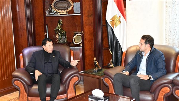 وزير الشباب والرياضة