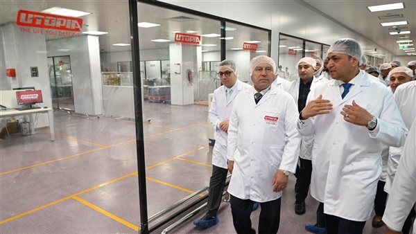 وزير الصناعة