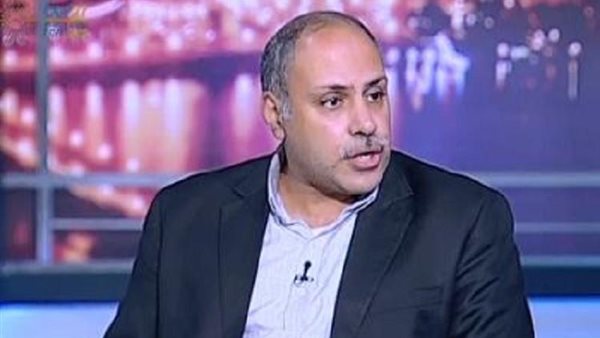  أستاذ العلوم السياسية