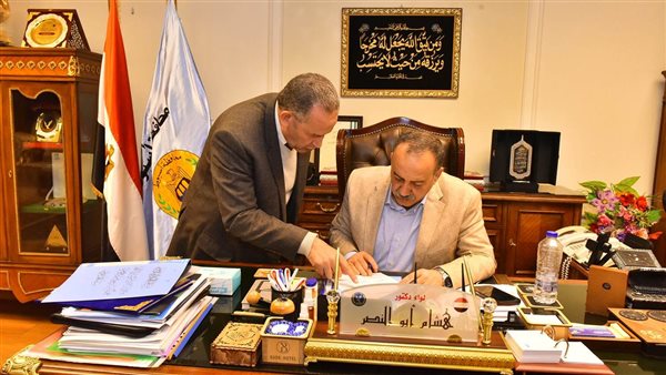 محافظ أسيوط يعتمد