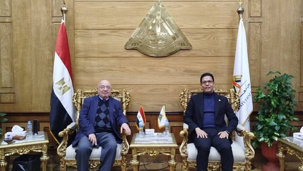  رئيس جامعة بنها