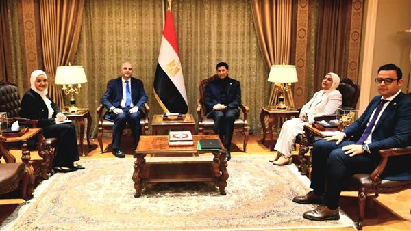 وزير الشباب والرياضة