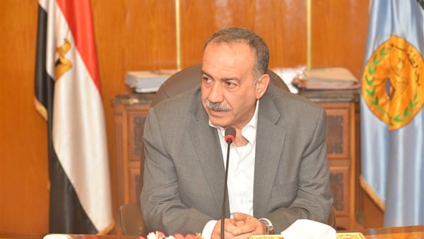 محافظ أسيوط اللواء