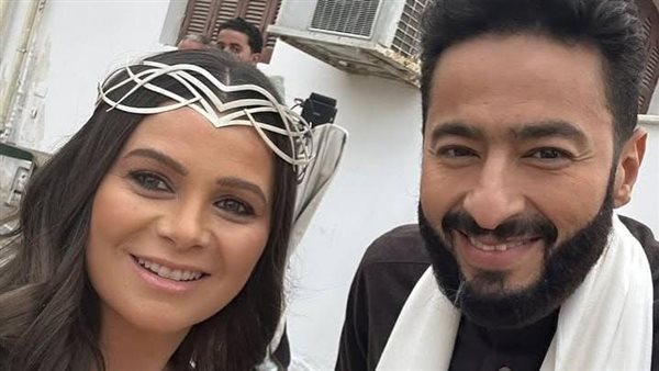 يسرا اللوزي وحماده