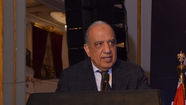  وزير الكهرباء