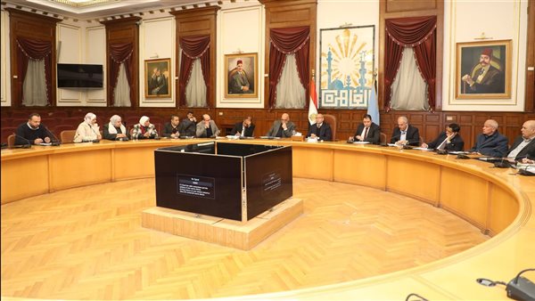 اجتماع محافظ القاهرة