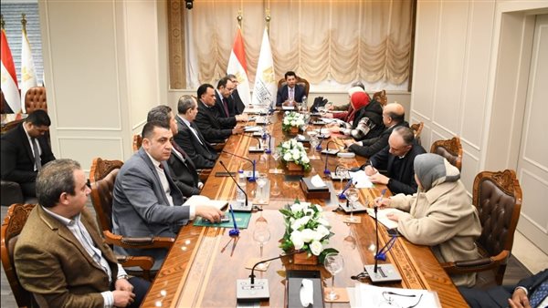 وزير الشباب والرياضة