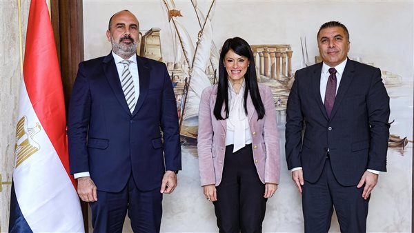 وزيرة التخطيط 