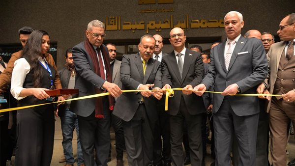 محافظ أسيوط 