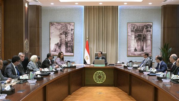 اجتماع رئيس الحكومة